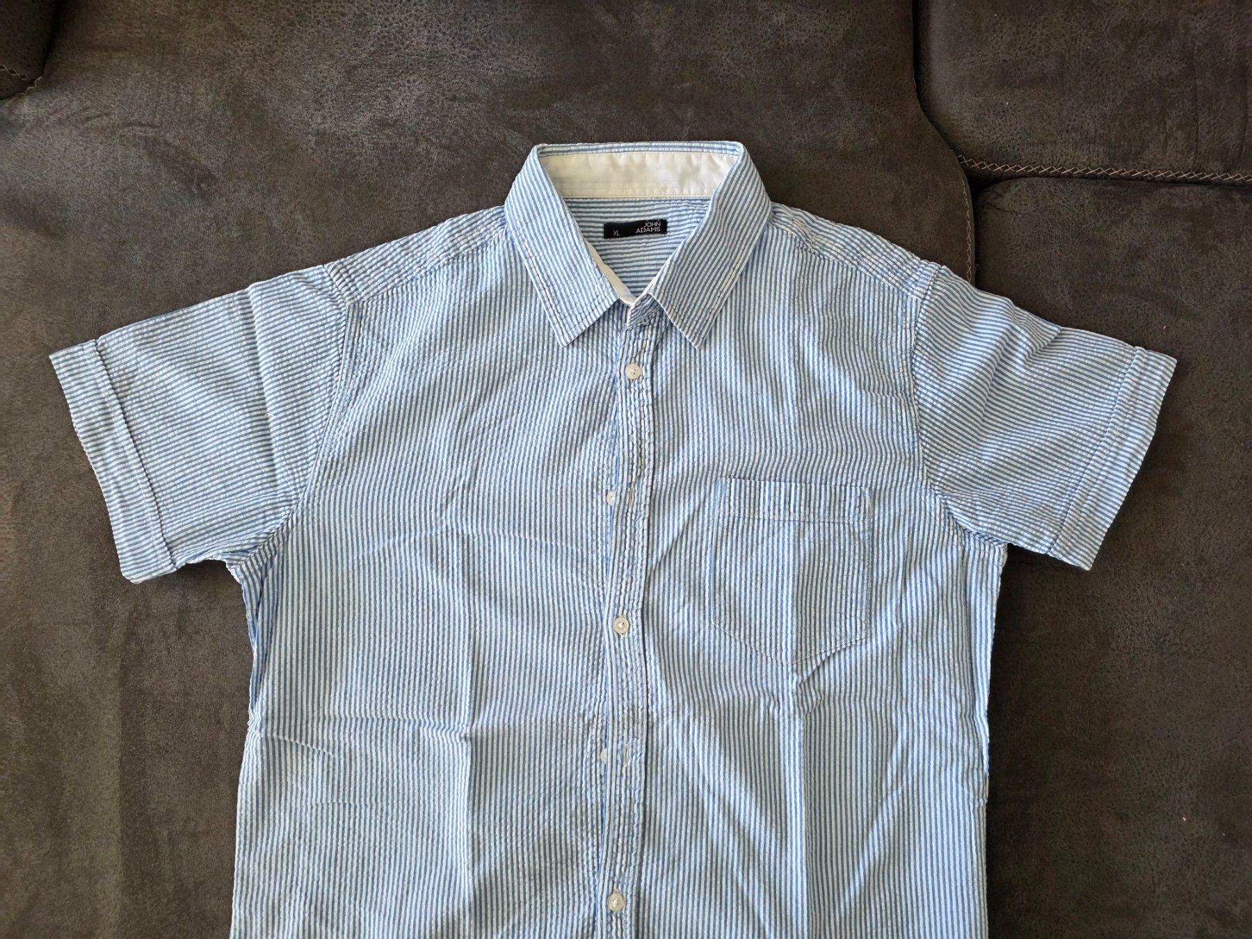 John Adams Camicie: Kurzarm-Herrenhemd John Adams Gr. XL – Usato da Liestal venduto da Gitterli01 1