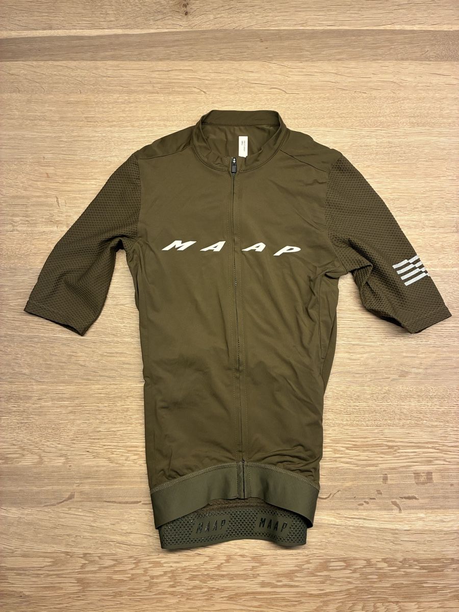 Canottiere & Pantaloni: MAAP evade pro Jersey S olive – Usato da Thun venduto da Makki83 2