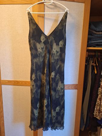 Ganni Kleid Plissée Floral Print Gr. S/M — Sommerlich