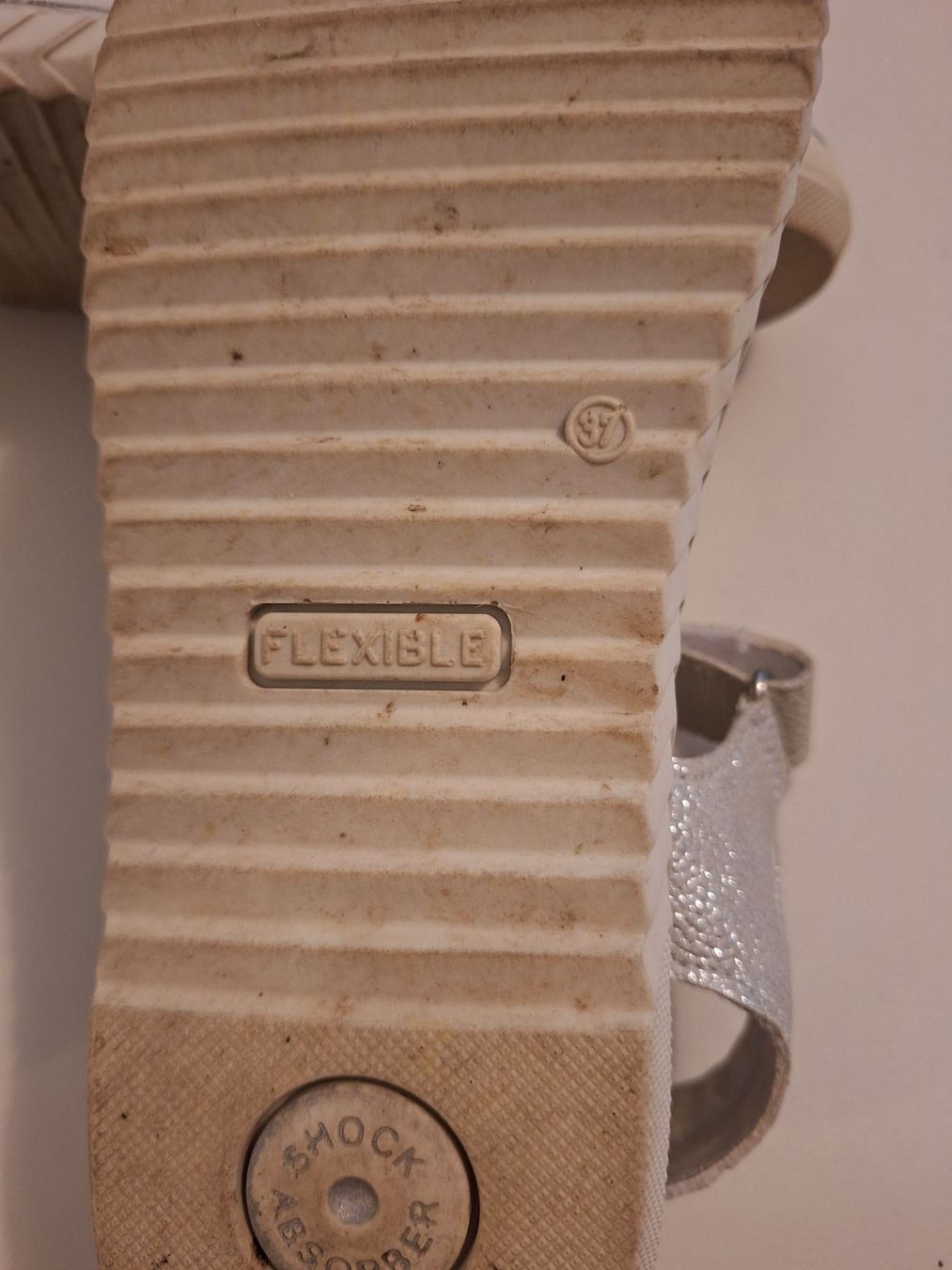 Scarpe per ragazze: Twisty Mädchen Sandalen Gr. 37 – Usato da Biberist venduto da rospel 4