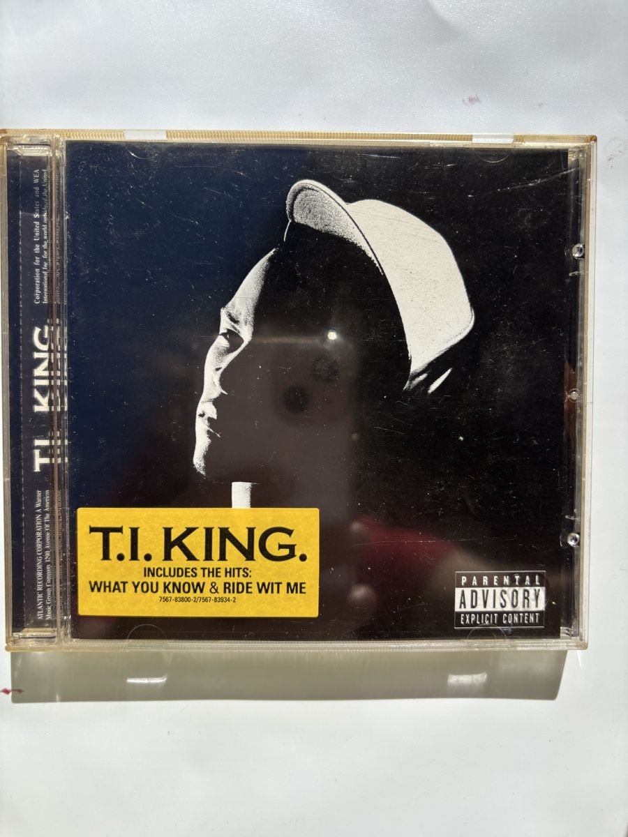 CD: CD T.I. King - Inclus les Hits! Rap US – Usato da Corin-de-la-Crête venduto da Iggyjones