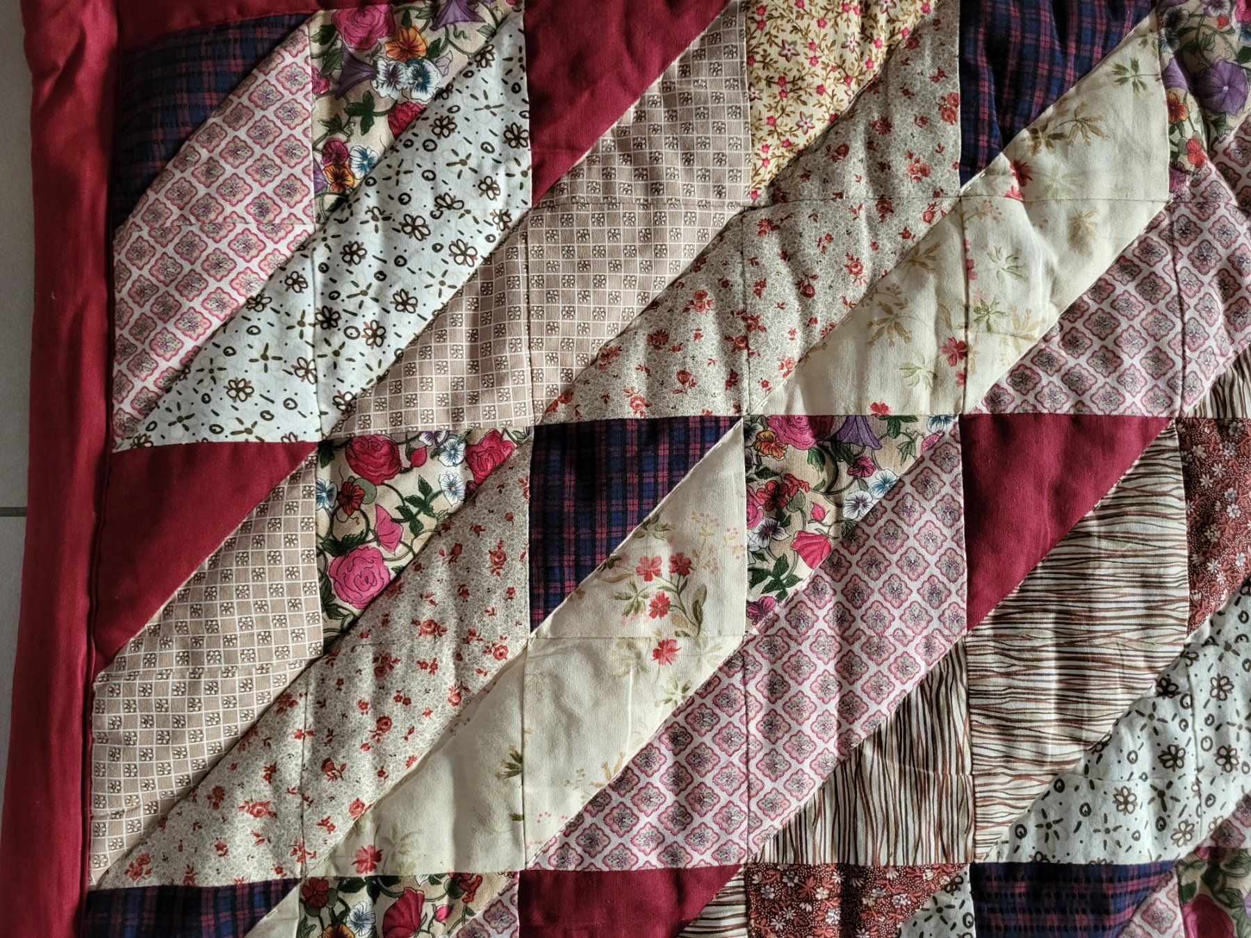 Coperte: Patchworkdecke / Krabbeldecke 145x190cm – Usato da Altdorf UR venduto da reuss53 1