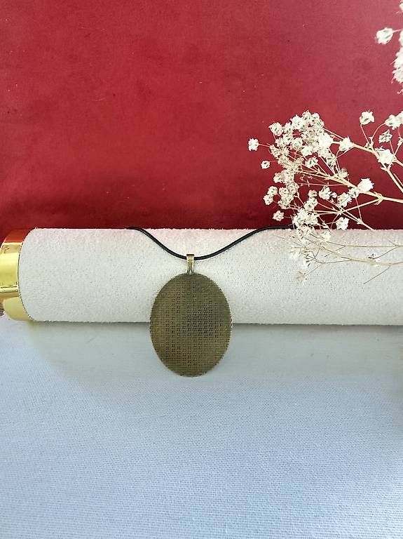 Ciondoli: Vintage Rosen Anhänger – Usato da Thalwil venduto da han_2b8c 2