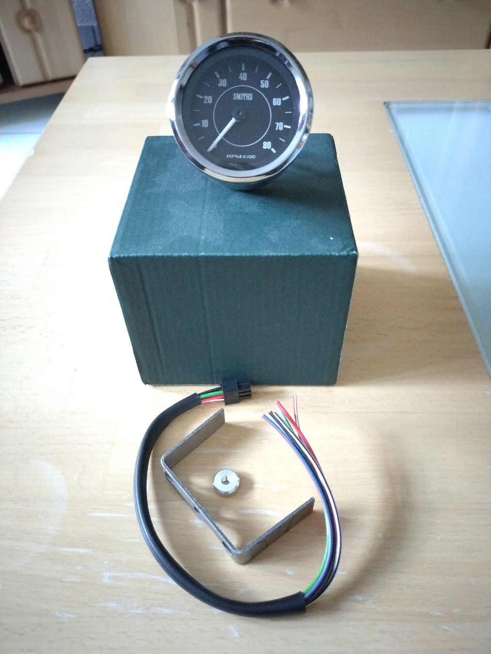 Smiths Tutti pezzi di ricambio auto: Drehzahlmesser Smith Classic 52mm – Nuovo e nell'imballaggio originale da Spiez venduto da Longjohn7