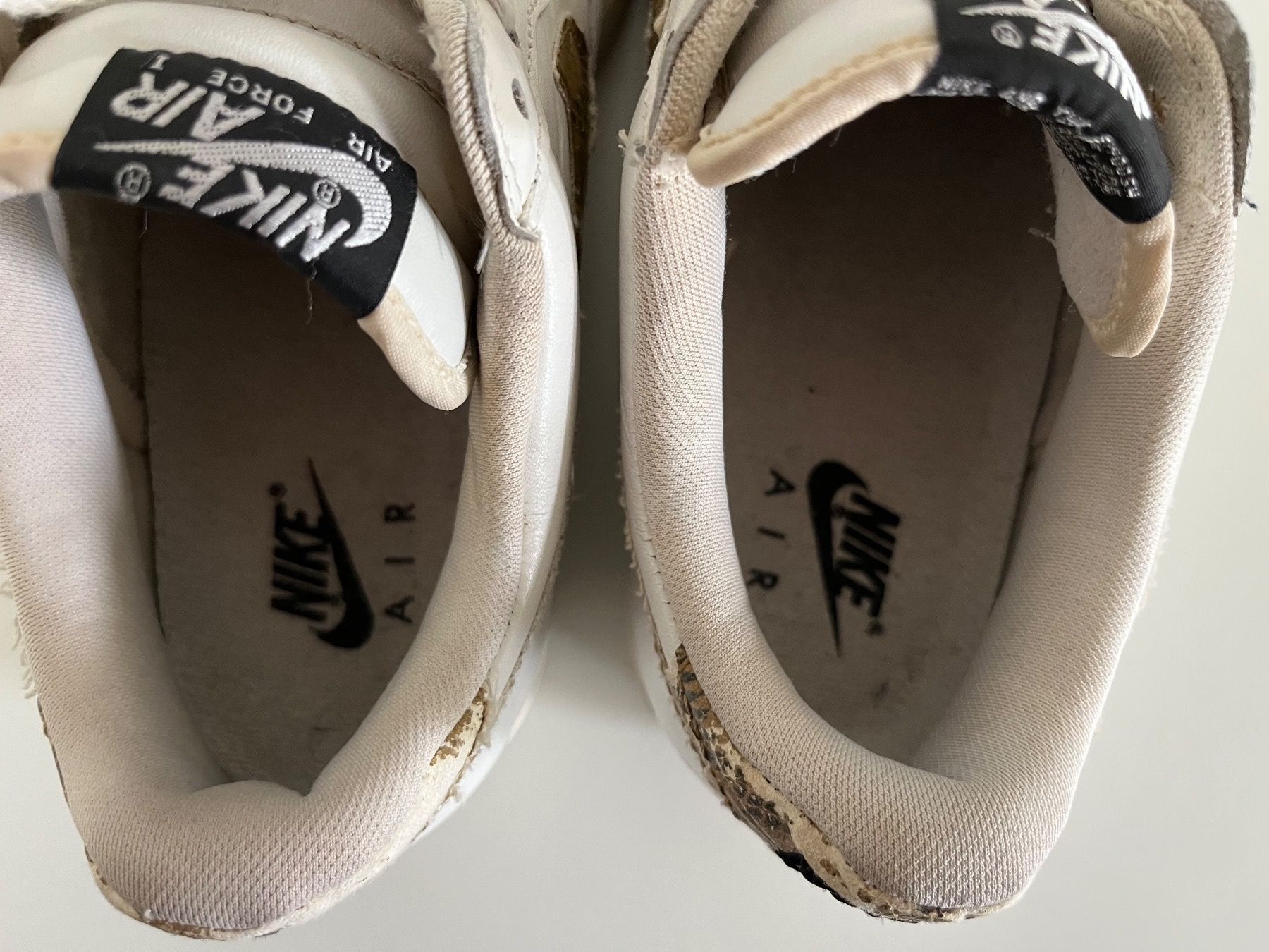 Nike Scarpe da uomo: Air Force 1 Ivory Snake 1996 – Usato da Liebefeld venduto da donetasy 4