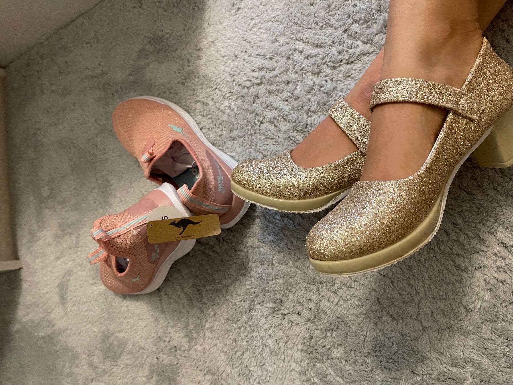 Scarpe per ragazze: Schöne Neue Schuhe! – Nuovo (secondo la descrizione) da Benglen venduto da Shamily 1