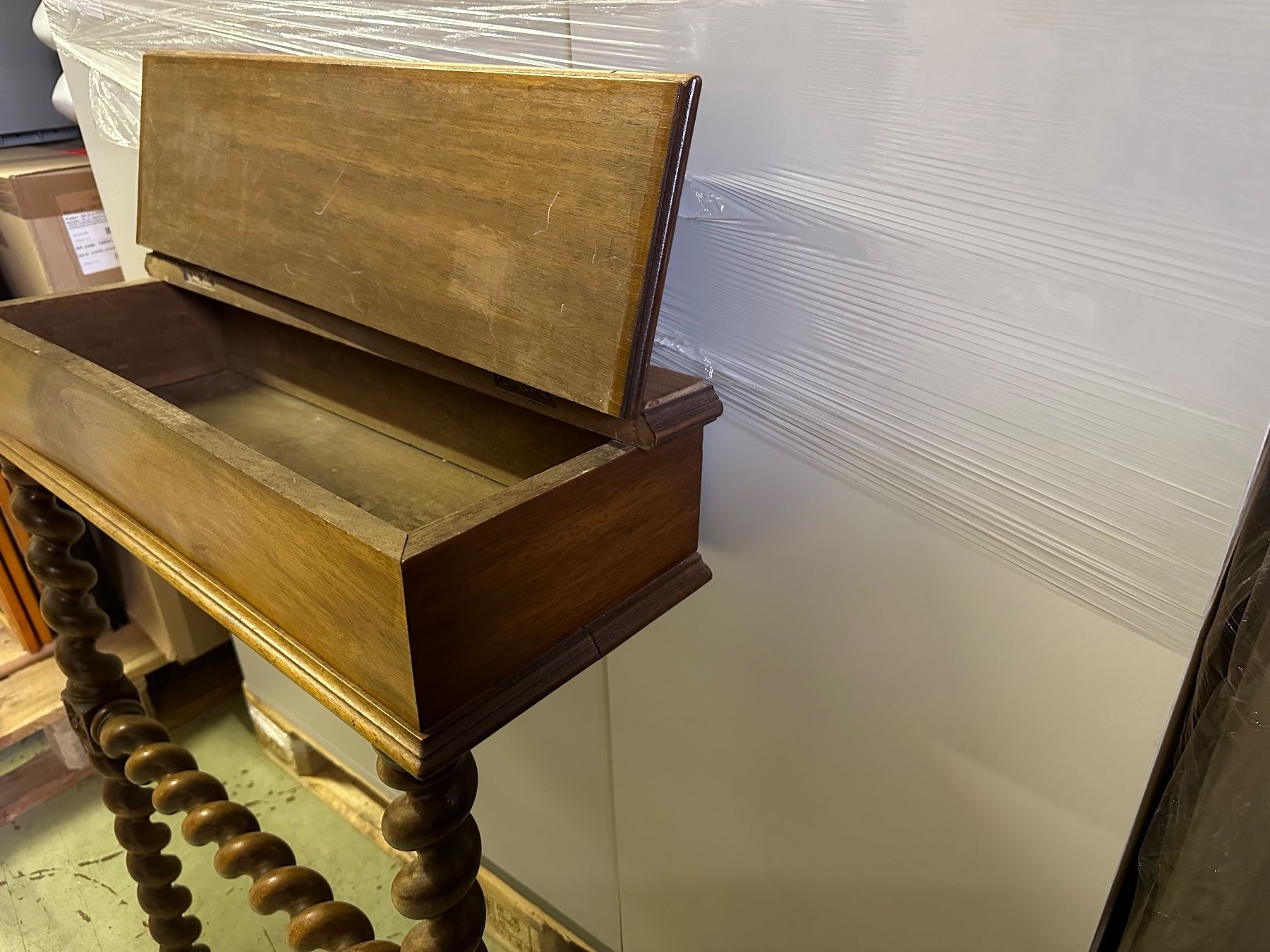 Console: spezielle Wandkonsole aus Holz – Usato da Necker venduto da liq24 4
