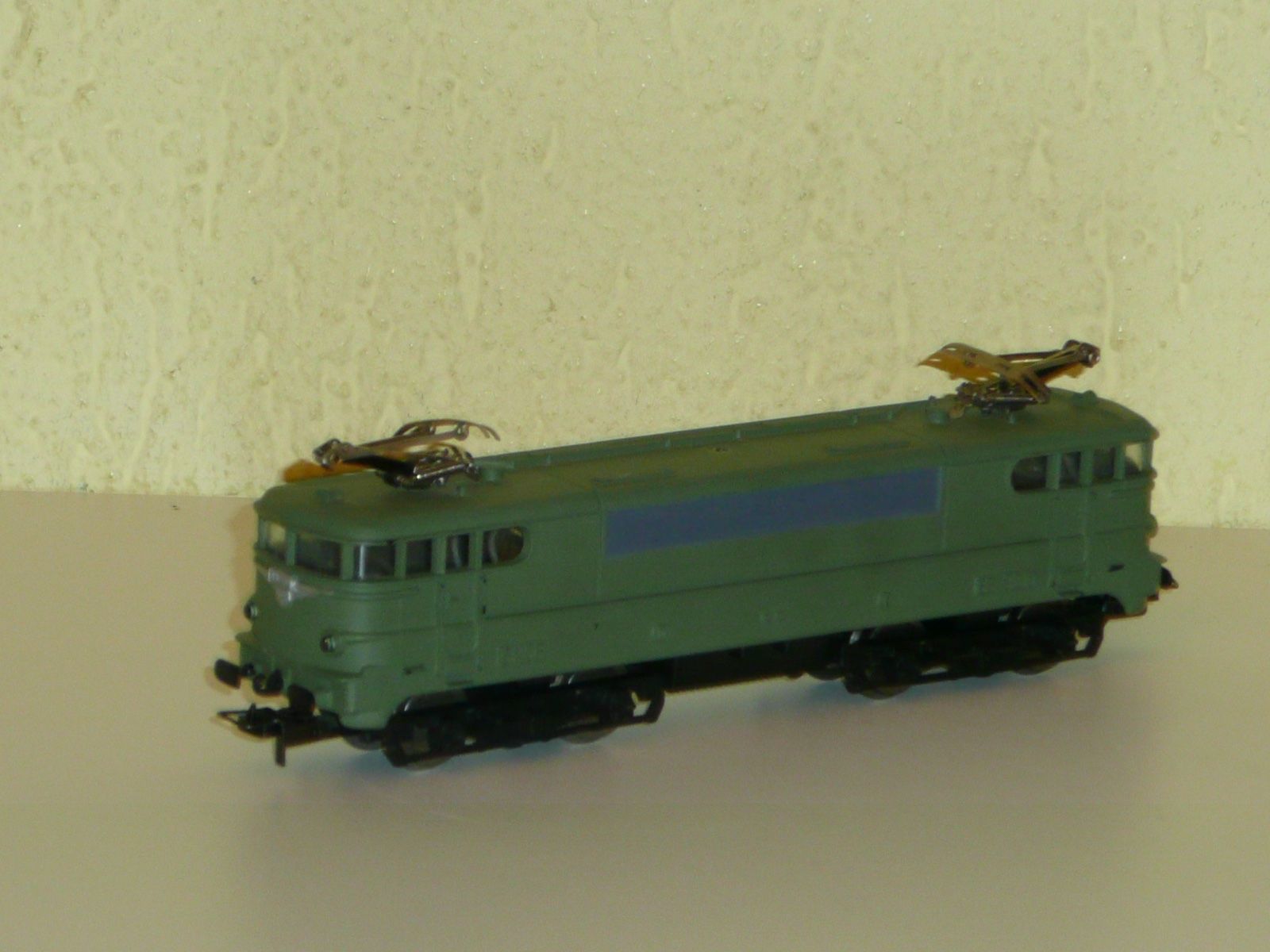Lima Modellini di ferrovie: Lima E-Lok " SNCF BB9210 " – Usato da Kriens venduto da Taurus12