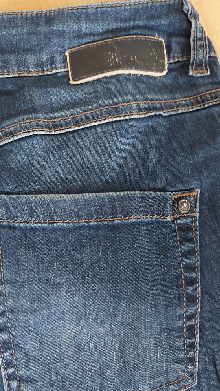 Jeans: RIANI Jeans gr.38 – Usato da Zofingen venduto da MasterPCI 4