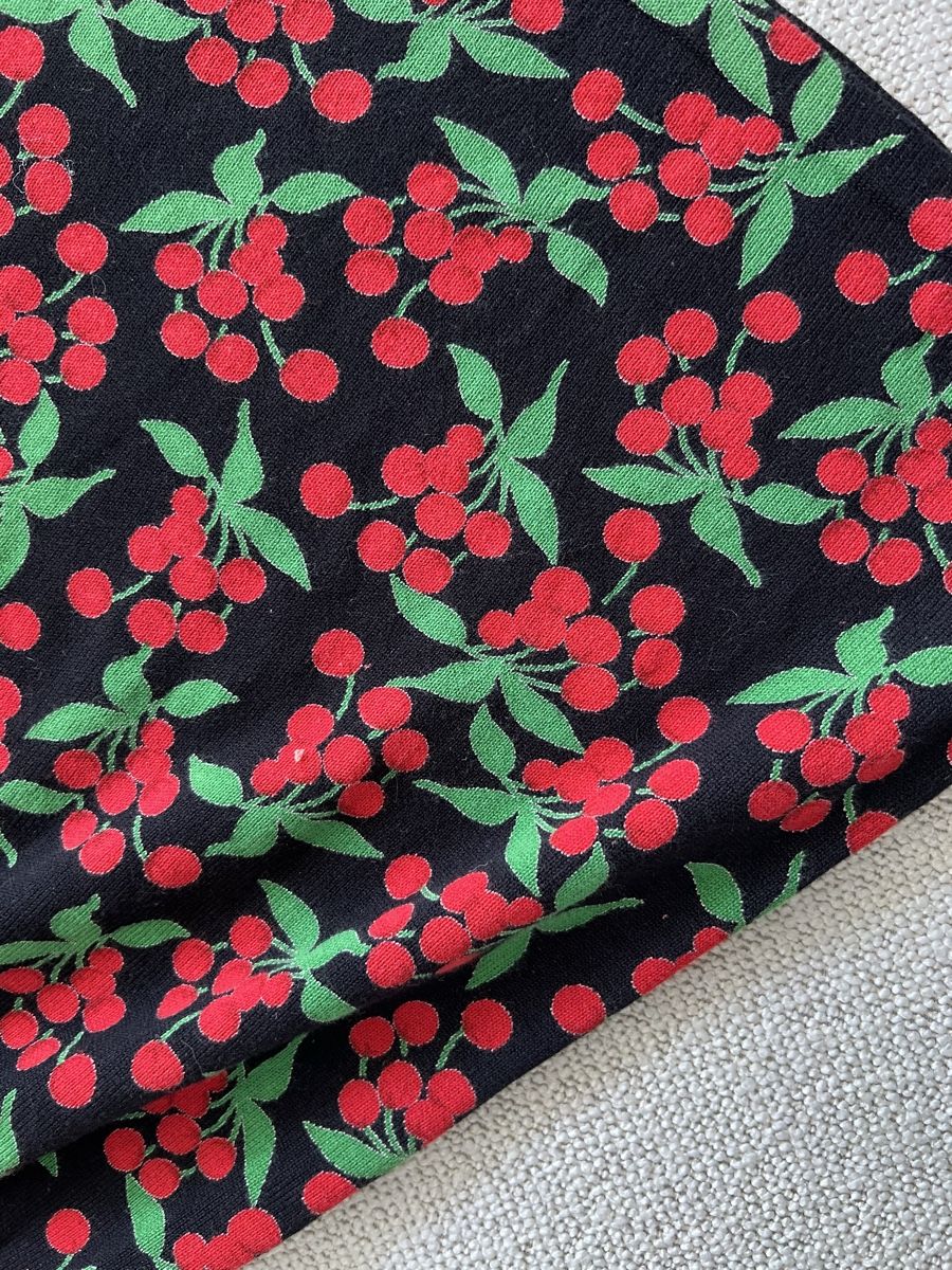 Gonne: Cherry vintage skirt size M – Usato da Zürich venduto da dor_9l9g 2