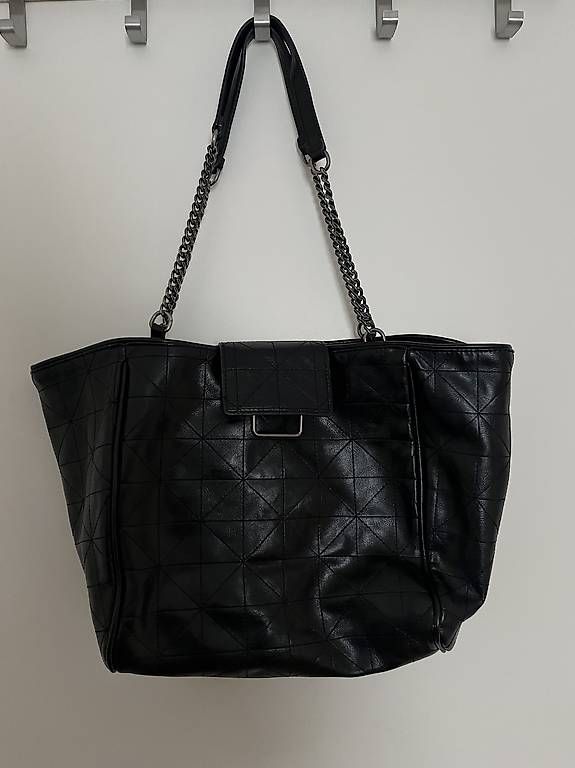 Borse da donna: Schwarze Tasche von Zara – Usato da Zürich venduto da Imaime