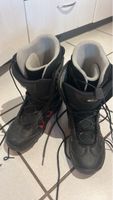 Snowboardstiefel schwarz/rot Groesse 42/43 (280) gebraucht