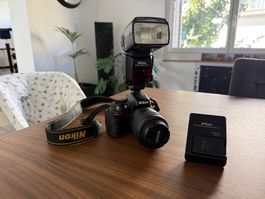 Nikon D5100 DSLR Kamera-Set inkl. Zubehör