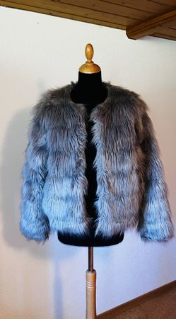 Kunstfelljacke, H&M, Divided Gr. M 38/40 Grau VERSAND✅