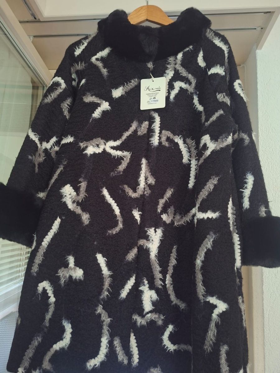 Lots de vêtements: Damenkleider – Neuf avec emballage d'origine à Neftenbach par Debelv 3