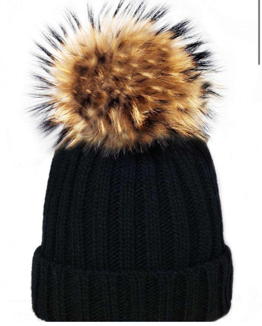 Hüte, Mützen & Caps: Schwarze Strickmütze mit Echtfellbommel, neuwertig – Neu (gemäss Beschreibung) aus Mörschwil von Nrohner
