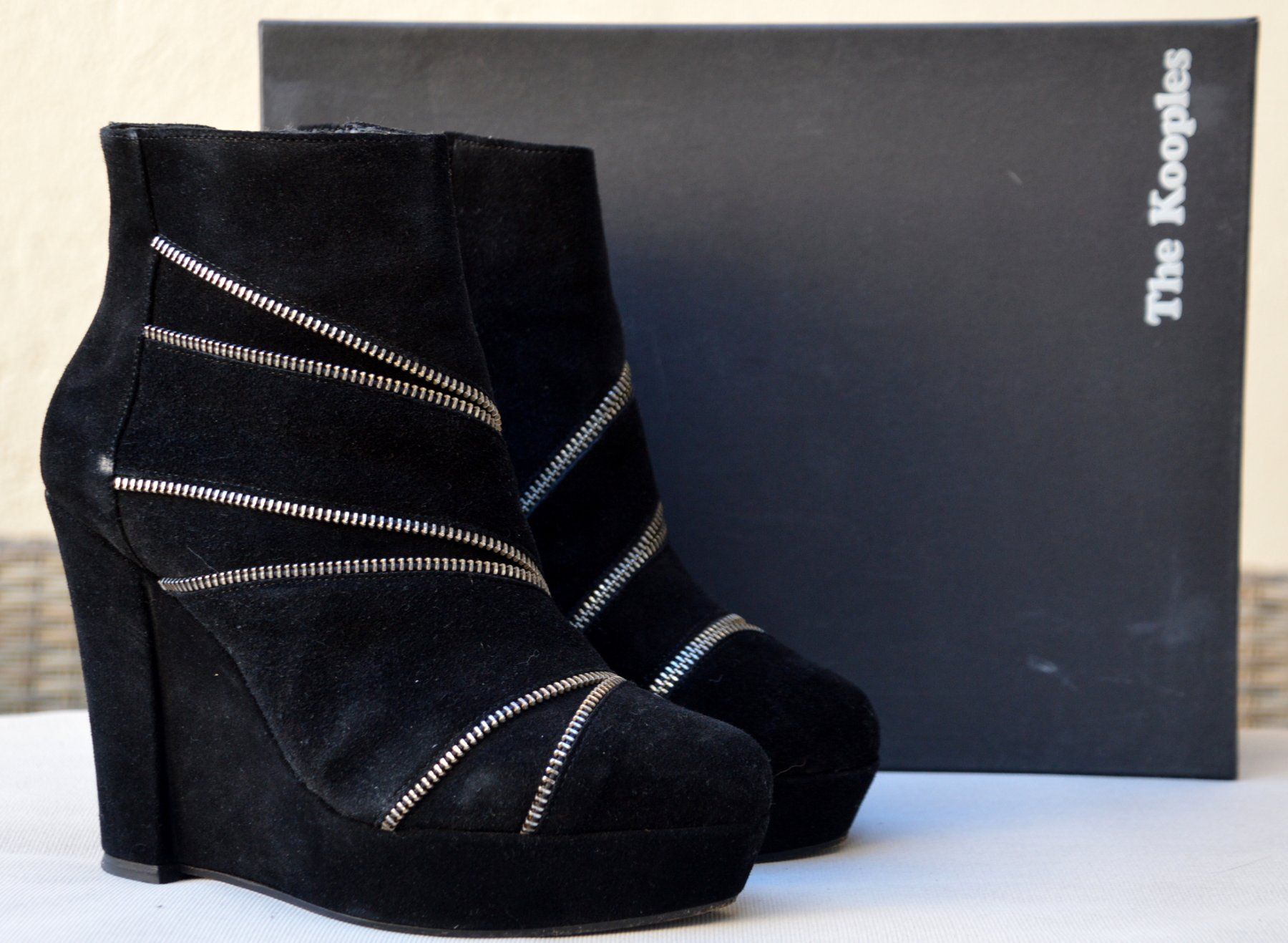 Kooples Damenschuhe: The Kooples .39 Stiefeletten / bottines – Gebraucht aus Collonges von arashee