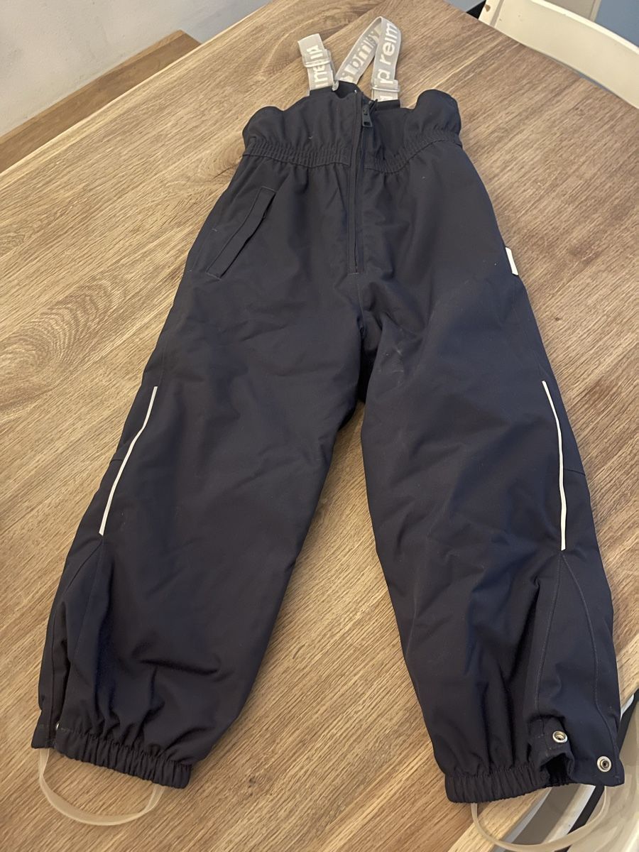 Reima Pantalons: Reima Schneehose Grösse 110, navy – Neuf (Voir description) à Zürich par Steigerm 2