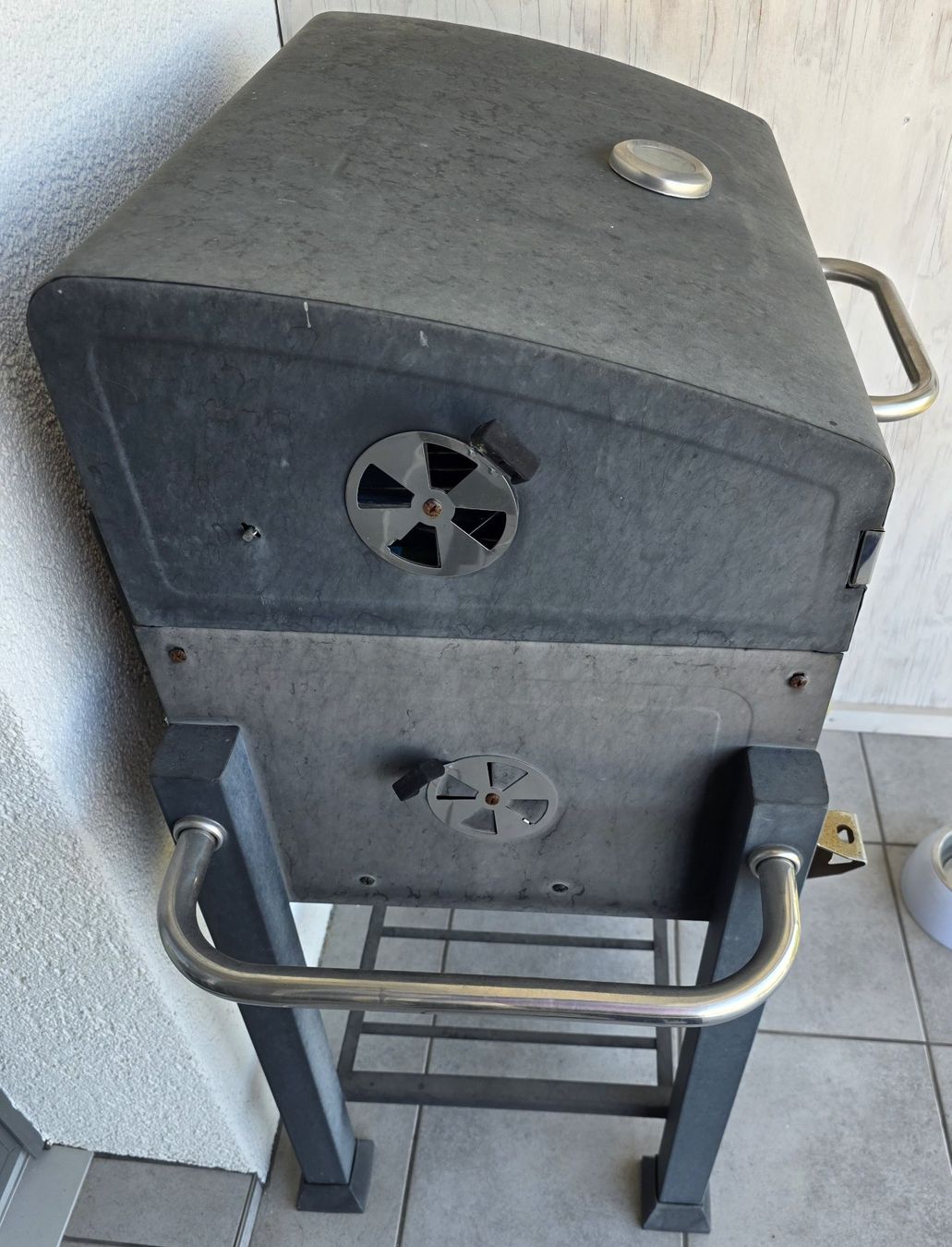 Griglie: Holzkohlengrill - Grillwagen ab 1.-CHF – Usato da Fehraltorf venduto da Slagehammer 5