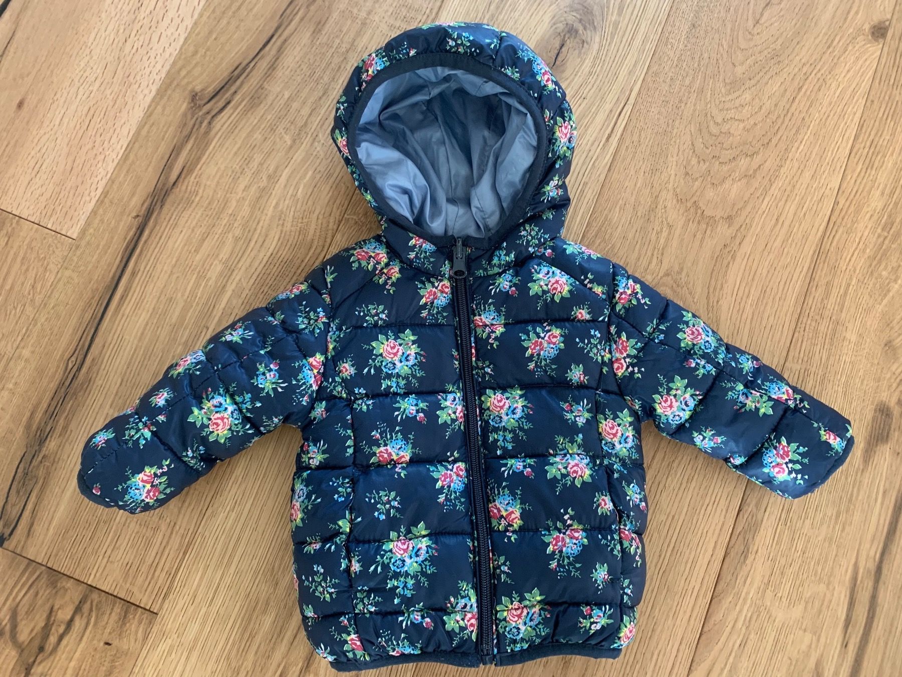 Giacche & Cappotti: Baby Jacke Grösse 62/68 – Usato da Ebikon venduto da Dorfschmid