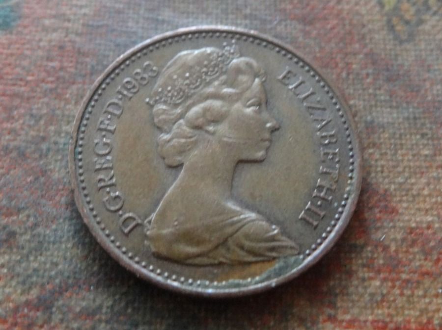 Tutti le monete: ROYAUME-UNI  1 Penny  1983 – Usato da Romanel-sur-Lausanne venduto da Swift13