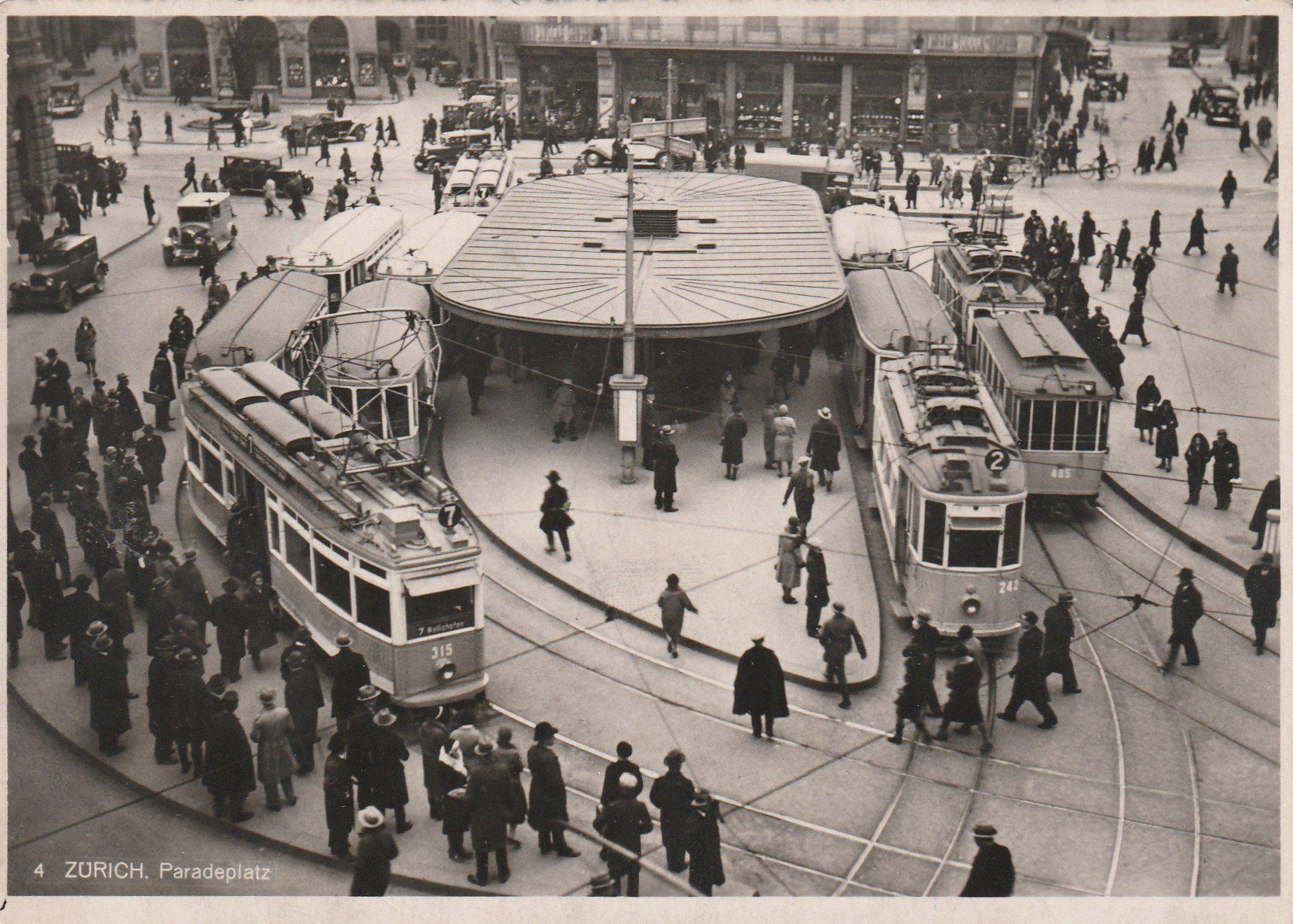 Cartes postales: Zürich Paradeplatz mit Trams – D'occasion à Rorschacherberg par fratovi2