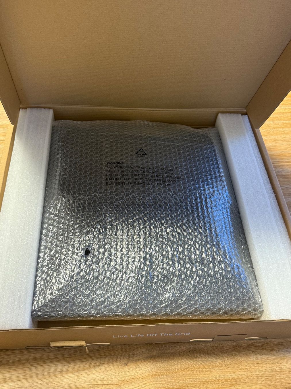 Panneaux solaires: Faltbares Solarpanel (Aukey PowerHelio Y100) – Neuf (Voir description) à Riehen par mau_5mq9 4