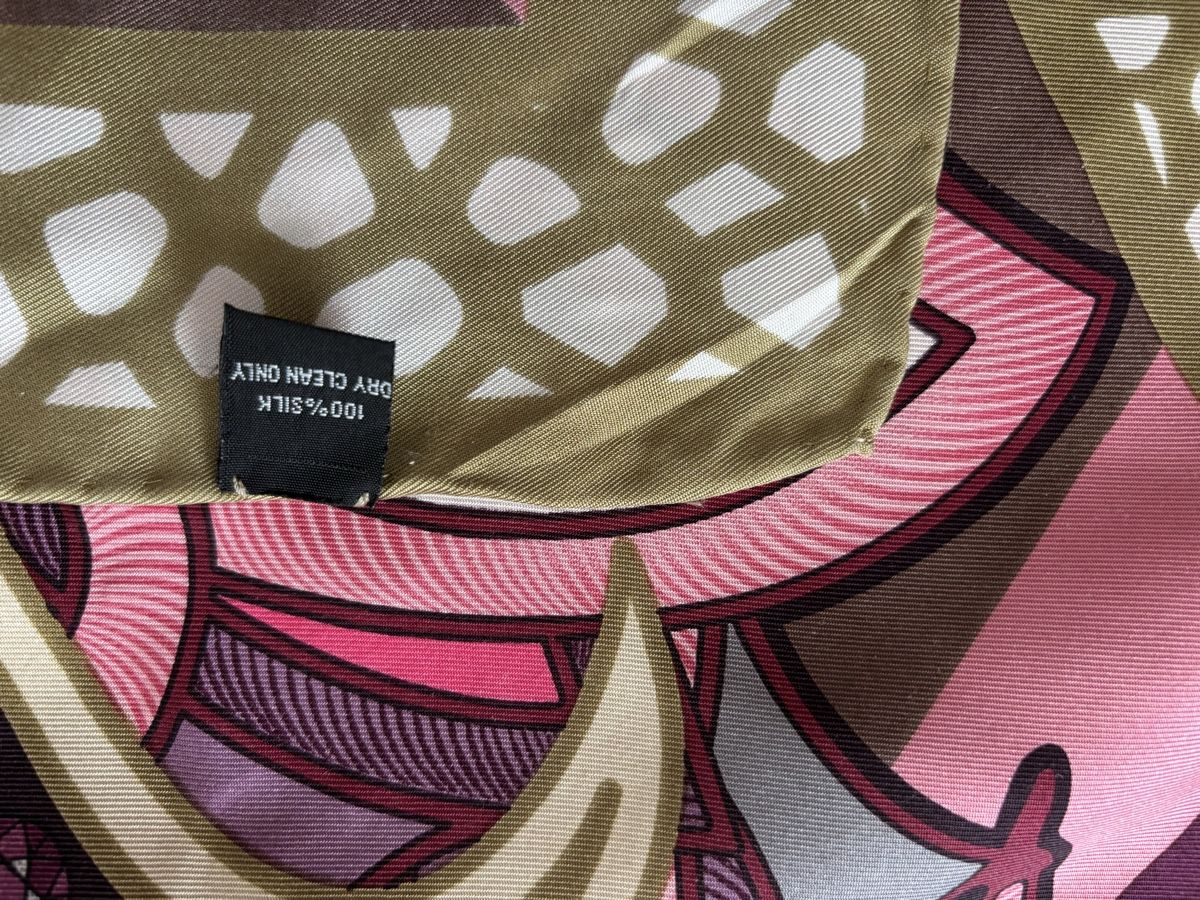 Foulard & Sciarpe: Seidenschal von Carl F. Bucherer – Usato da Staufen venduto da Fir3worX 4