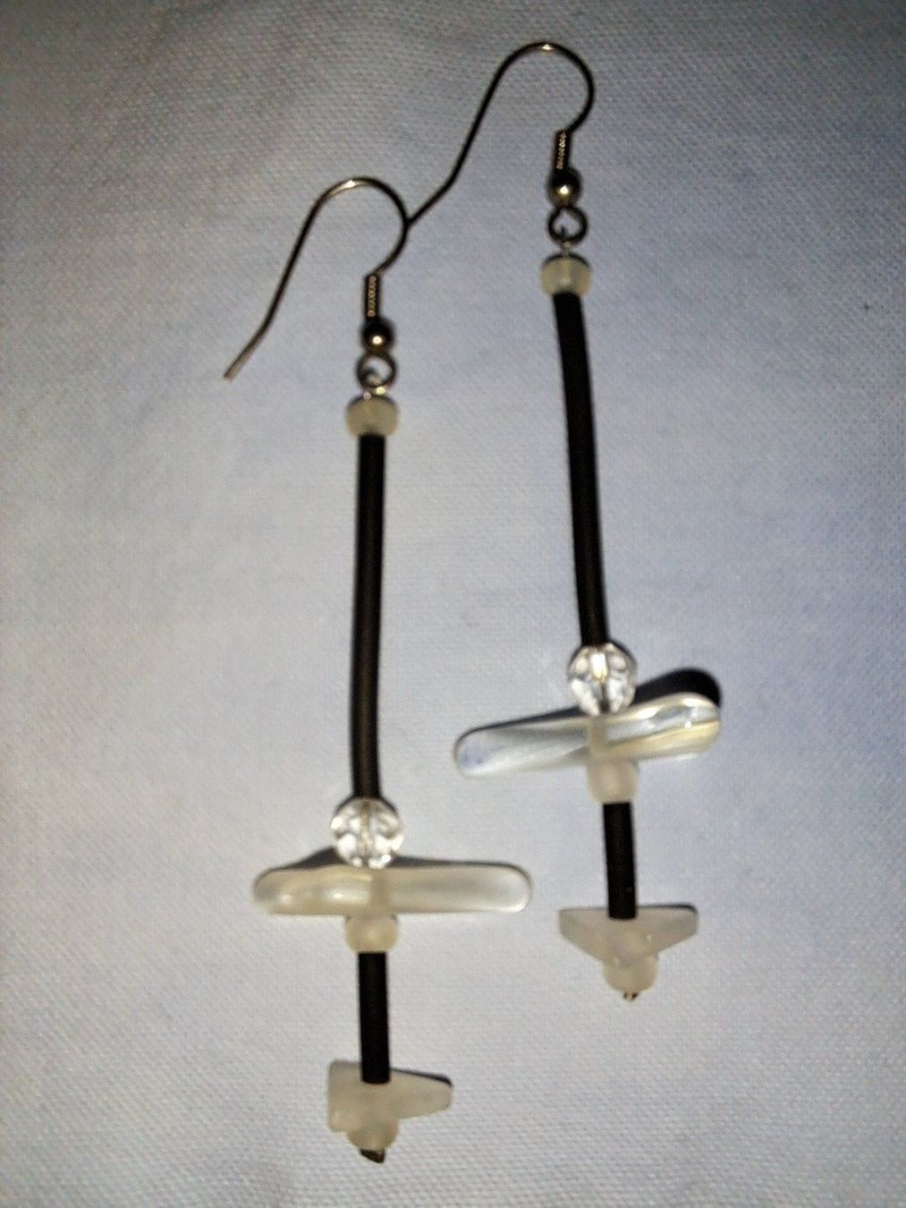 Orecchini pendenti & Orecchini a lobo: Elegante Ohrringe mit Glassteinchen – Usato da Dottikon venduto da Dea0015