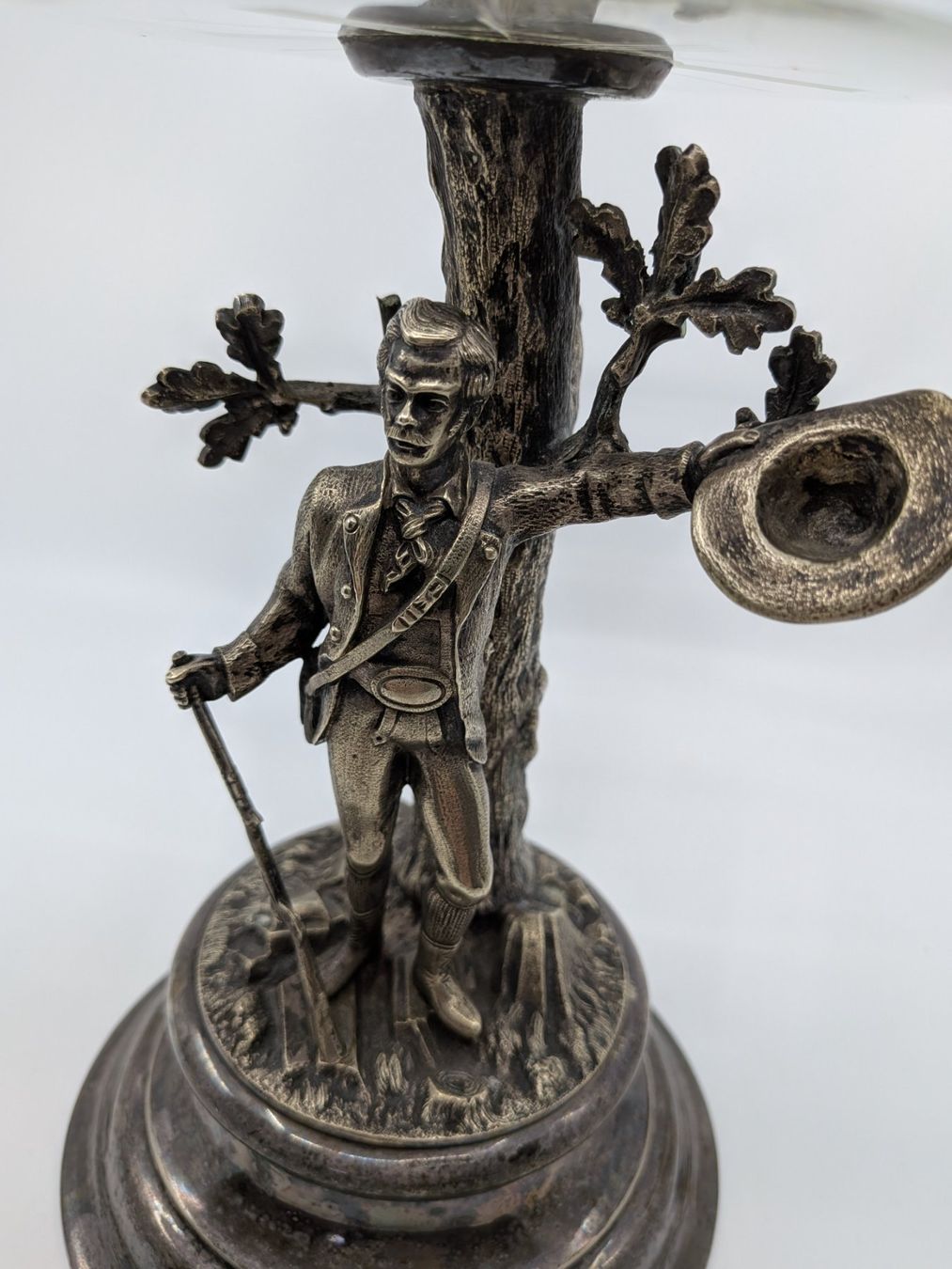 Statuette: Antiker Tafelaufsatz – Usato da Emmen venduto da Brockofsky 4