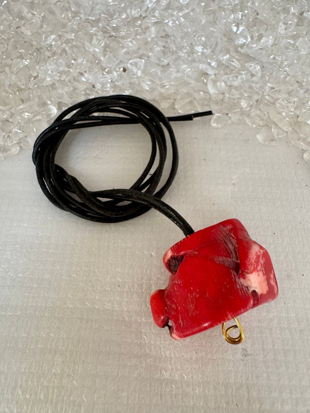 Ciondoli: Anhänger Behelit, Lederkordel – Nuovo (secondo la descrizione) da Biberist venduto da tl-schmuck