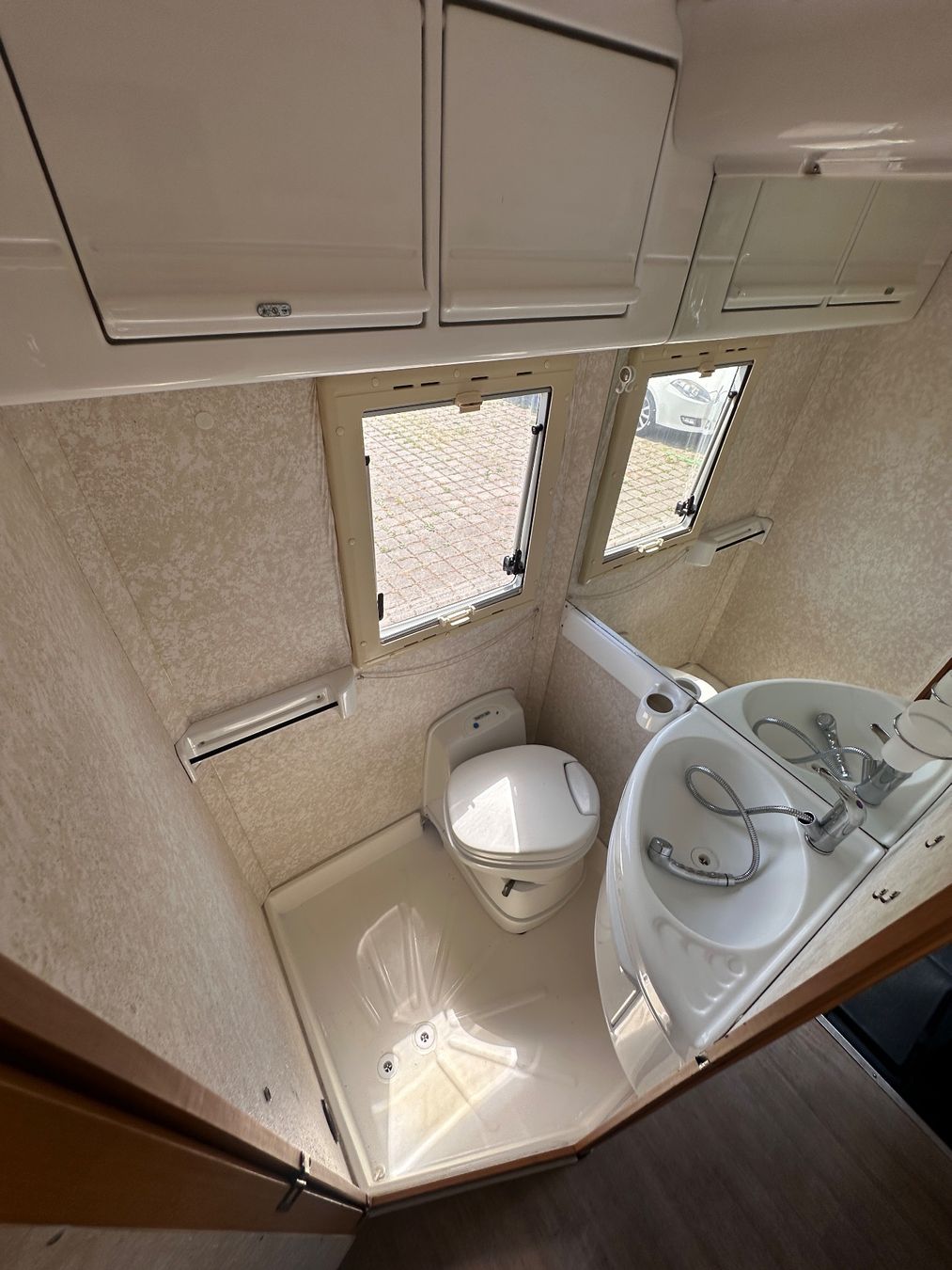 Bürstner Camping Fahrzeuge: Fiat Ducato - Mirage Vollintergriert 2.5 TD – Gebraucht aus Otelfingen von inf_2rkm 7