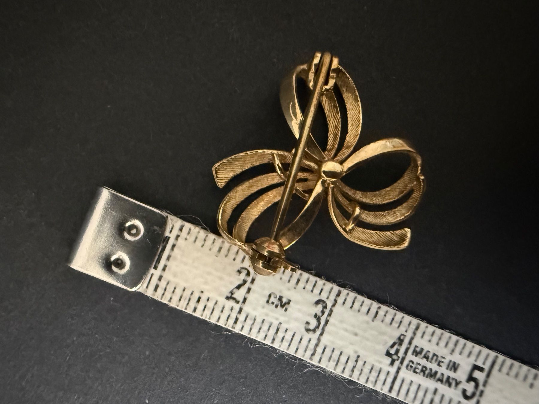 Broschen & Nadeln: Gold Brosche GAM , 8K, 333 – Gebraucht aus Spiegel b. Bern von Rogger72 3
