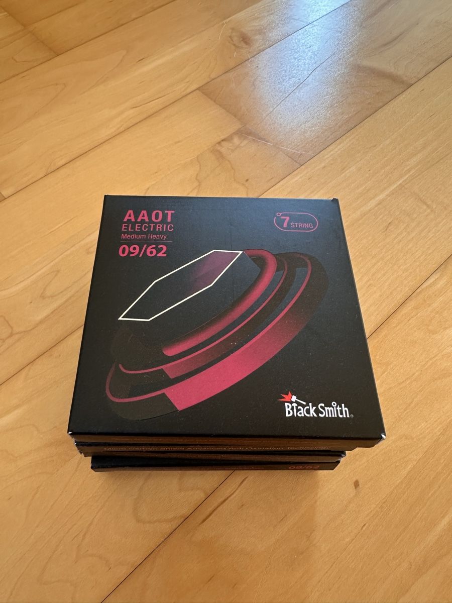 Strumenti musicali: Solar 7C+ Carbon Black Matte (7-String) / Evertune – Nuovo (secondo la descrizione) da Bolligen venduto da Jamback 2