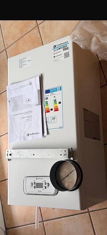 Radiatori: Chaudière murale neuve – Nuovo (secondo la descrizione) da St-Sulpice VD venduto da diy_p66t 1