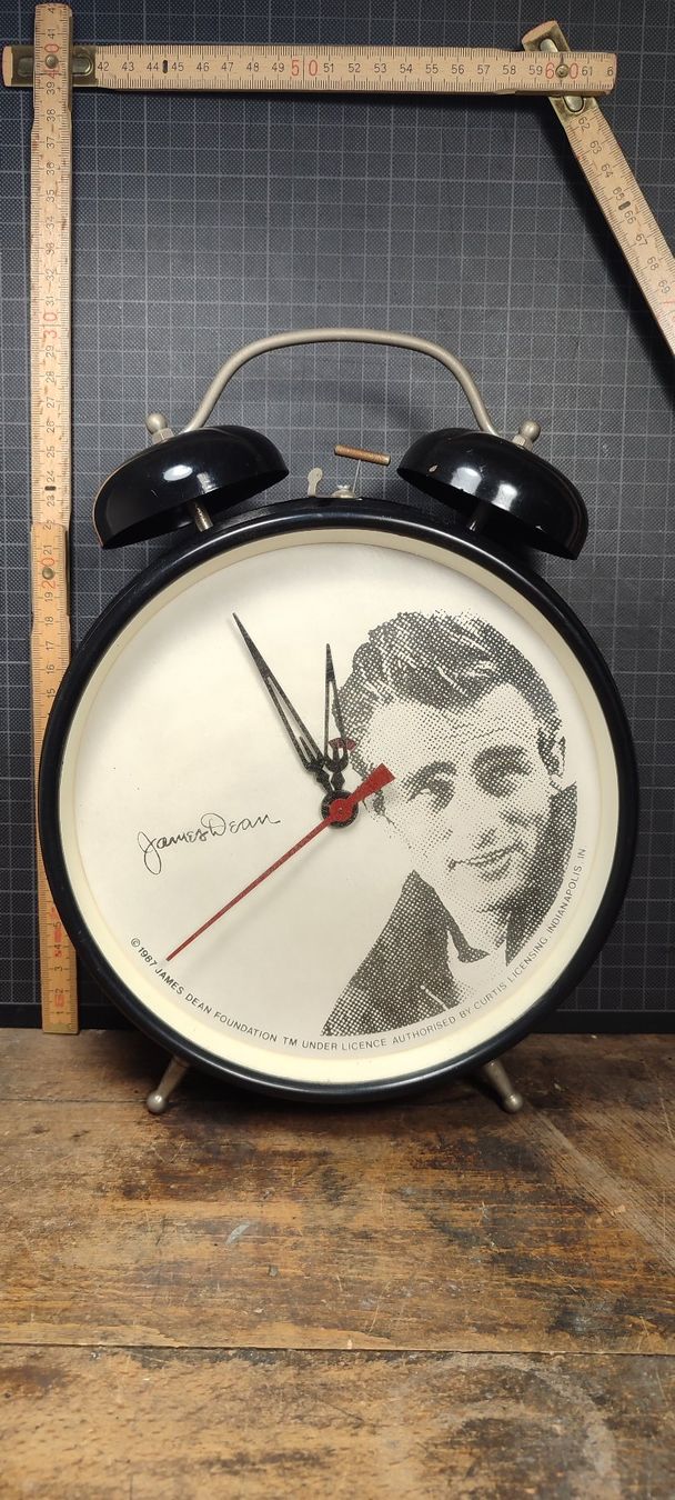 Sveglie: Wunderschöner grosser 35 cm Wecker Nr. 151  James  Dean – Usato da Gelterkinden venduto da MYSTOREFORYOU4460 1