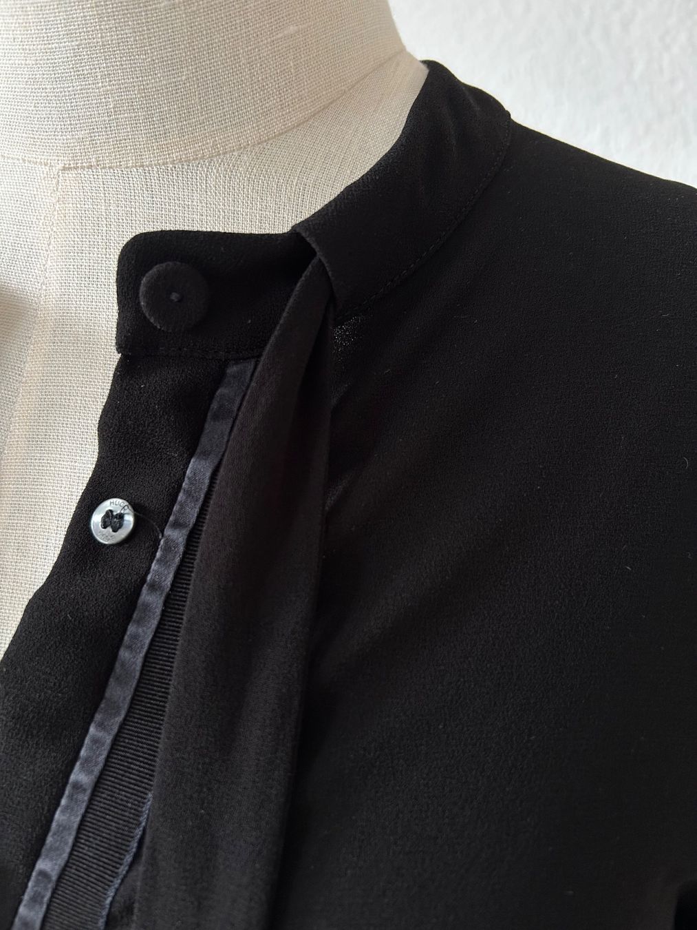 Hugo Boss Camicette: Bluse von Boss Gr. 36 – Usato da Rothenburg venduto da stacostaco 1