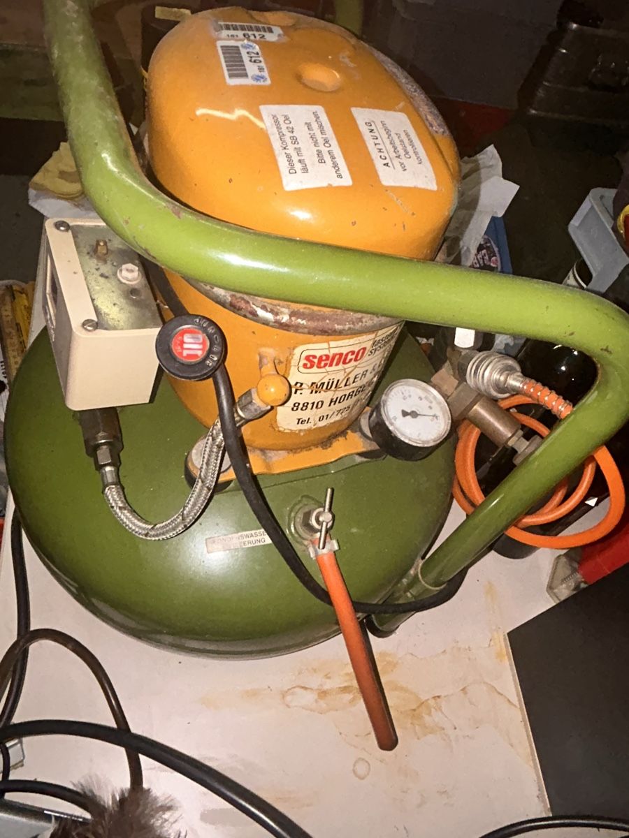 Jun-Air Compressori: Jun-Air Leiseluft- Kompressor - 15L, Jahr 1979! – Usato da Zürich venduto da jasmin011 4