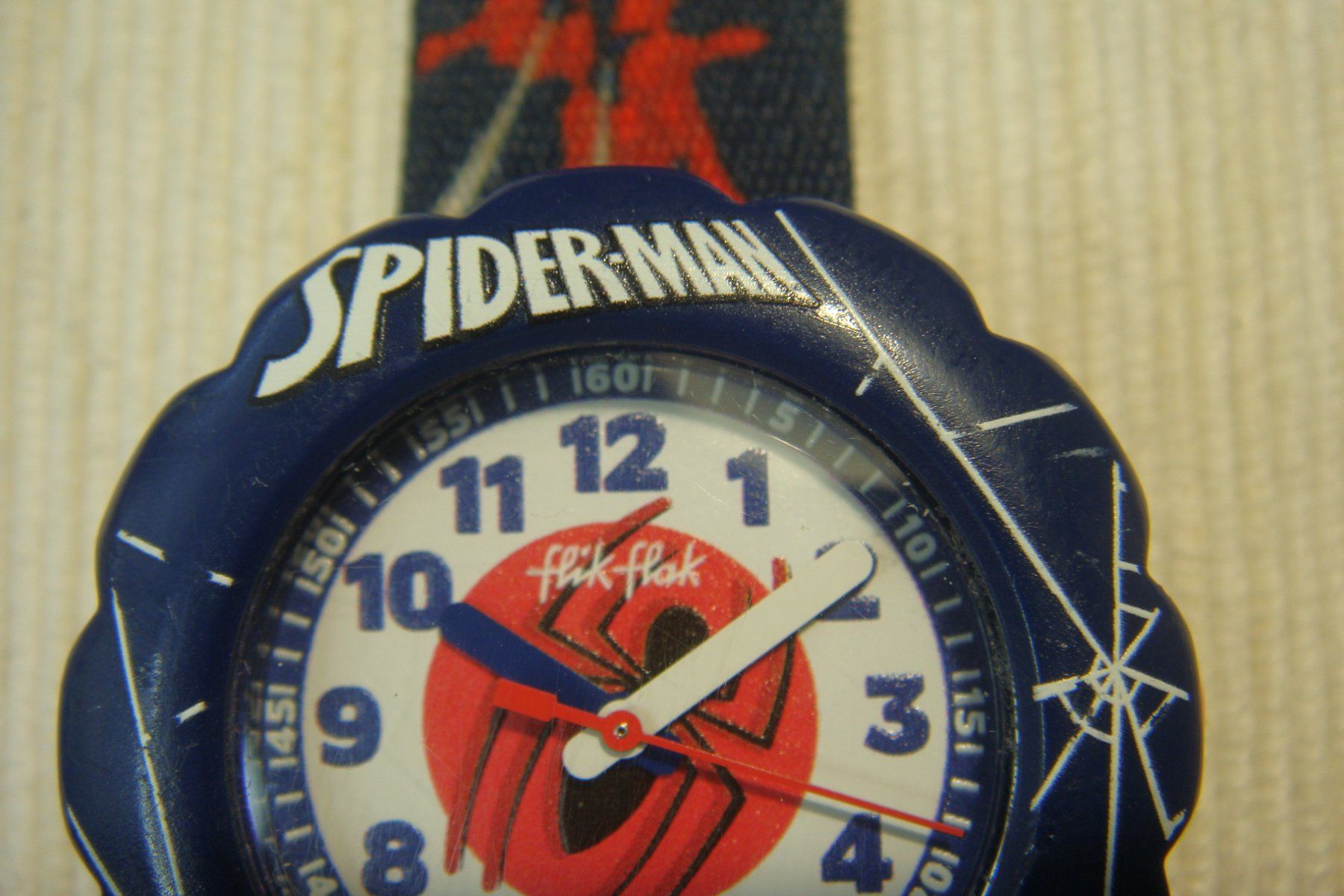 Flik Flak Montres: Flik Flak Spiderman – D'occasion à Emmenbrücke par kuhn4951 2