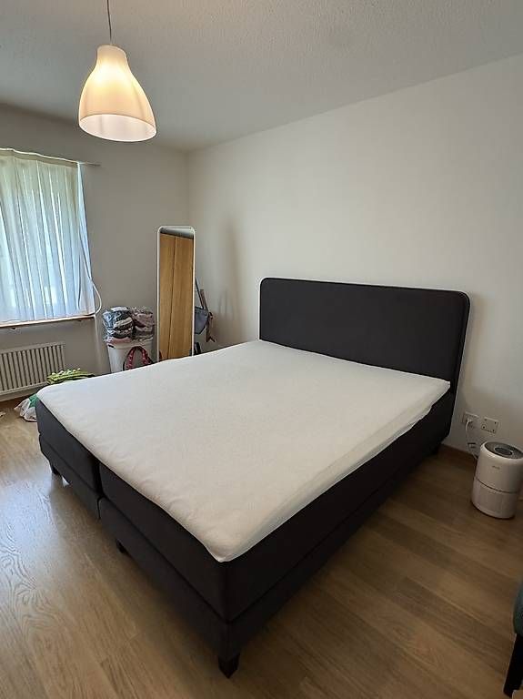 Letti: BOXSPRINGBETT 180x200 SWISS SENSE – Usato da Niederhasli venduto da Brkslmn