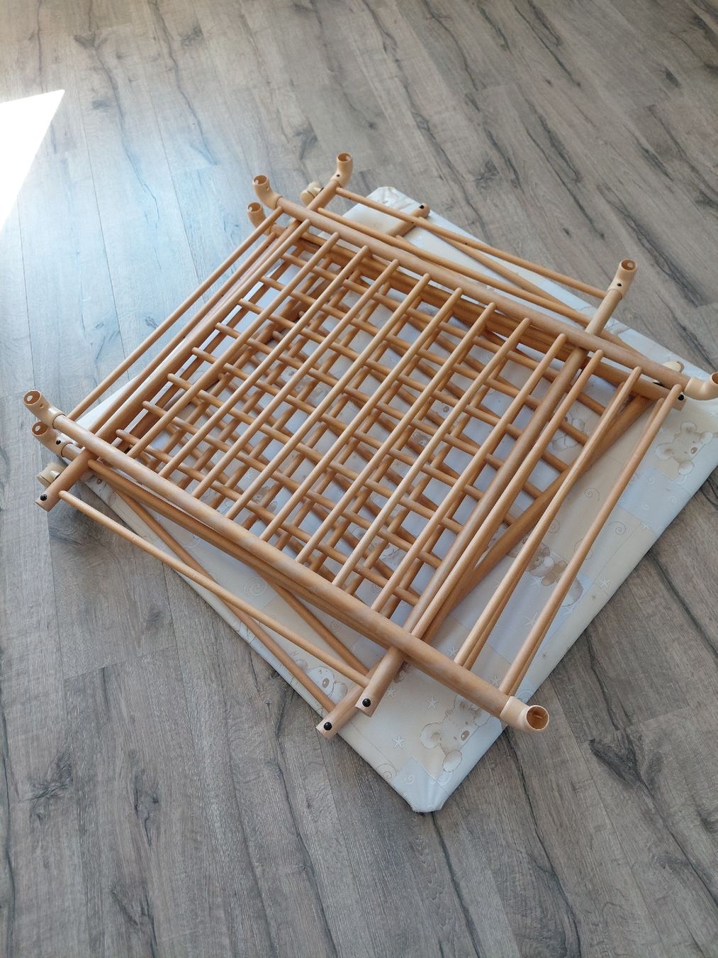 Geuther Box & Barriere di sicurezza: Geuther Holz-Laufgitter – Nuovo (secondo la descrizione) da Dulliken venduto da liv_b665 3