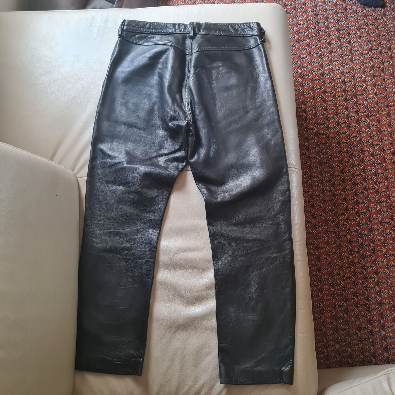 Pantaloni: Lederhose in schwarz , Grösse S – Usato da Coeuve venduto da Nelly2 3