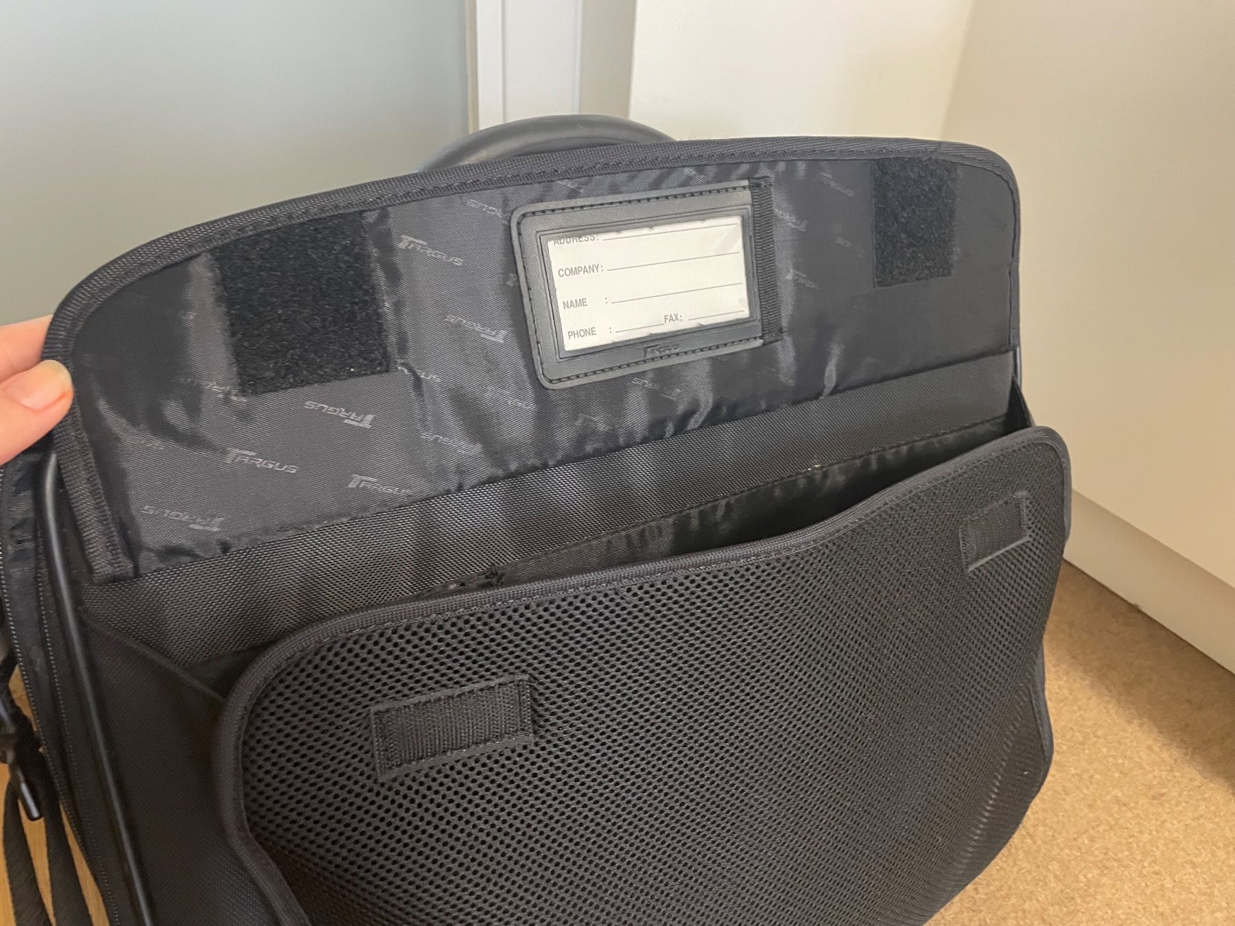 Targus Taschen: Laptoptasche Targus schwarz – Gebraucht aus Therwil von lea_tsz9 3