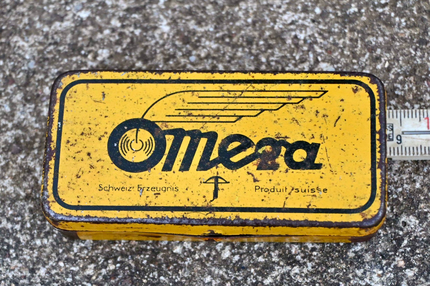 Barattoli: alte BLECHDOSE Omega VELO-FLICKZEUG länge 8cm B – Usato da Pfaffhausen venduto da mono_rec 1