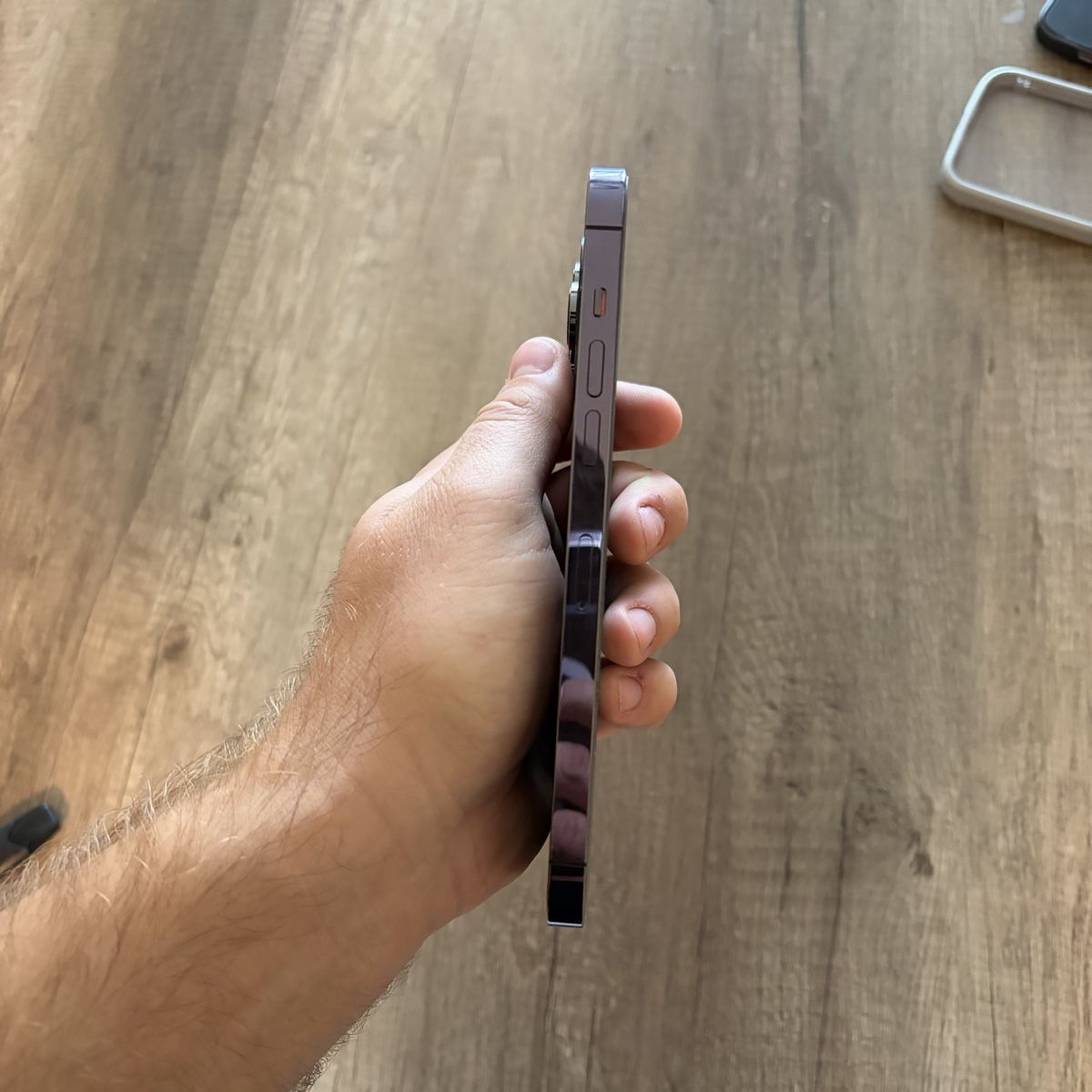 Apple Telefoni cellulari / Smartphones: iPhone 14 Pro Max 128GB Violet Intense Purple – Usato da Grand-Lancy venduto da gullclub 4