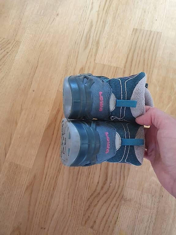 Scarpe per ragazzi: Lowa Madox Schuhe warm Gr.29 – Usato da Emmenbrücke venduto da Nil86 1