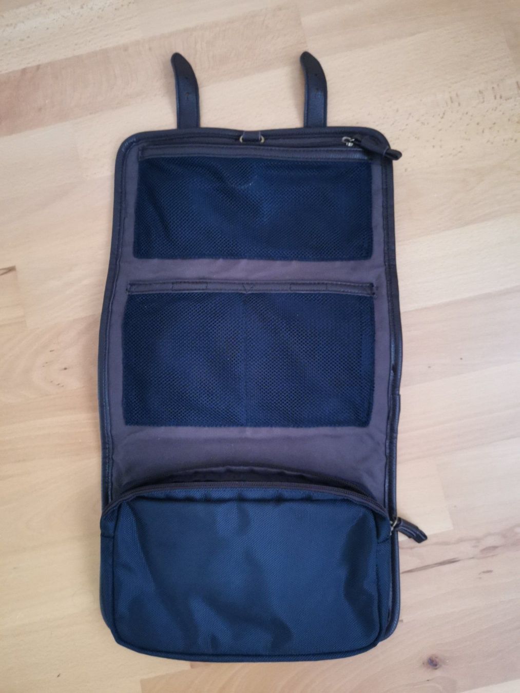 Custodie per cosmetici: Retro Necessaire – Usato da Feusisberg venduto da Sindbad3
