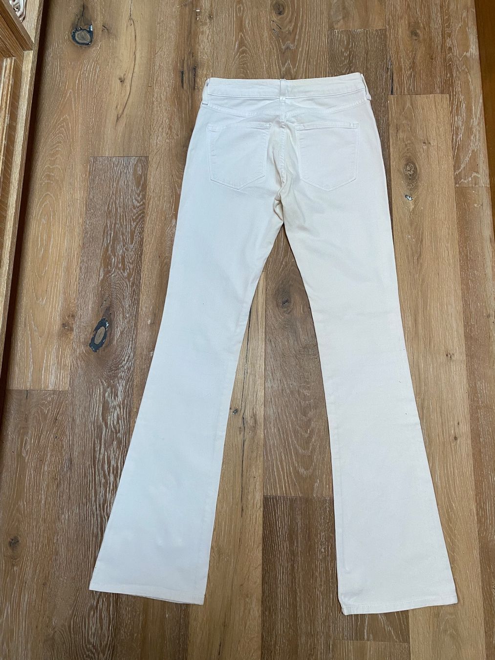 Zara Jeans: Great Zara white bootcut jeans. EUR34 – Gebraucht aus Grund b. Gstaad von PlageNeige 3