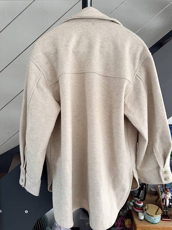 H&M Giacche: Surchemise H&M beige taille L – Usato da Vétroz venduto da est_xyr5 1