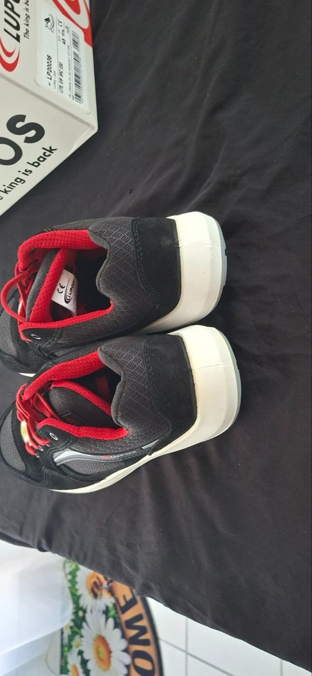 Scarpe da uomo: Lupos Sicherheitshalbschuhe Grösse 45 neu – Nuovo (secondo la descrizione) da Aesch BL venduto da Pendrive 3
